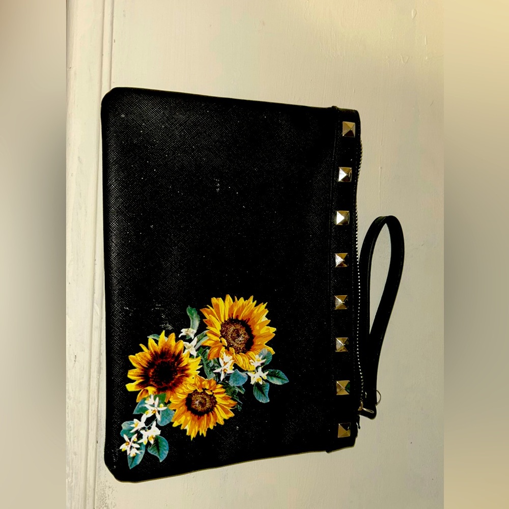 White House Black Market Handbag